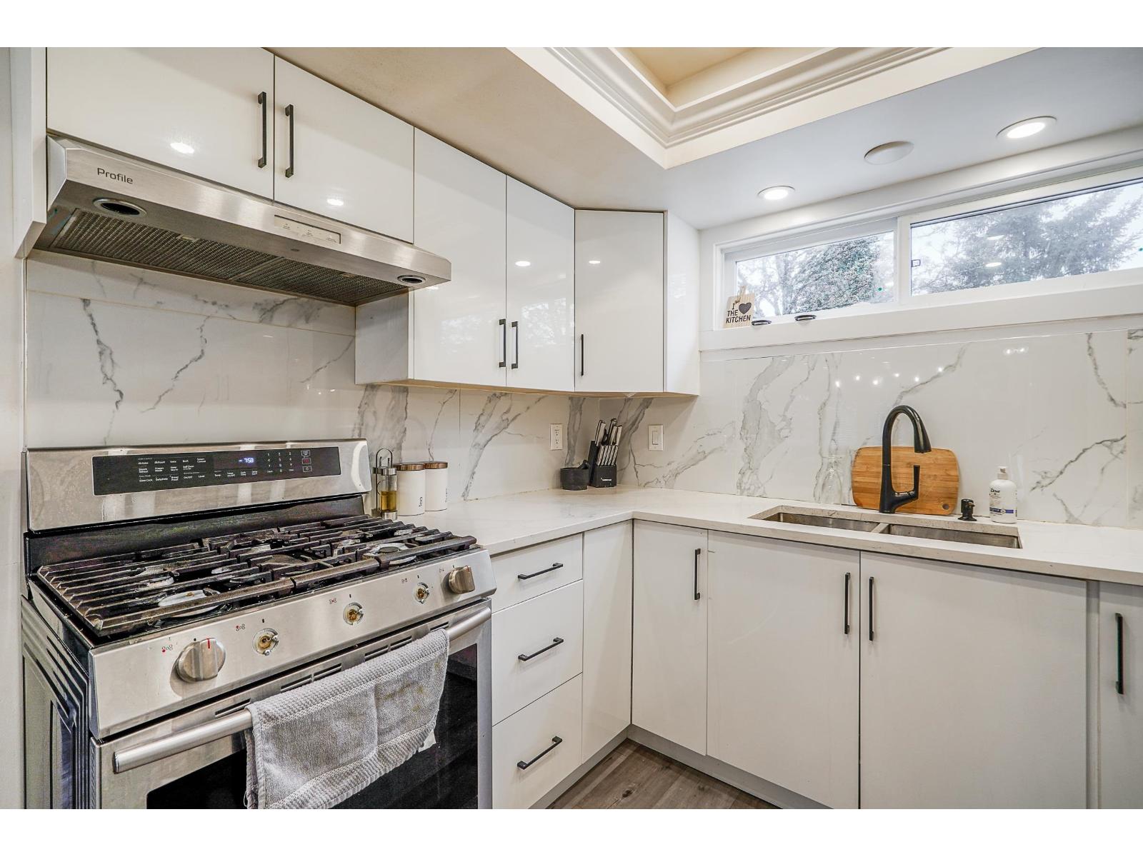 15270 84a Avenue, Surrey, British Columbia  V3S 6H5 - Photo 11 - R3073137