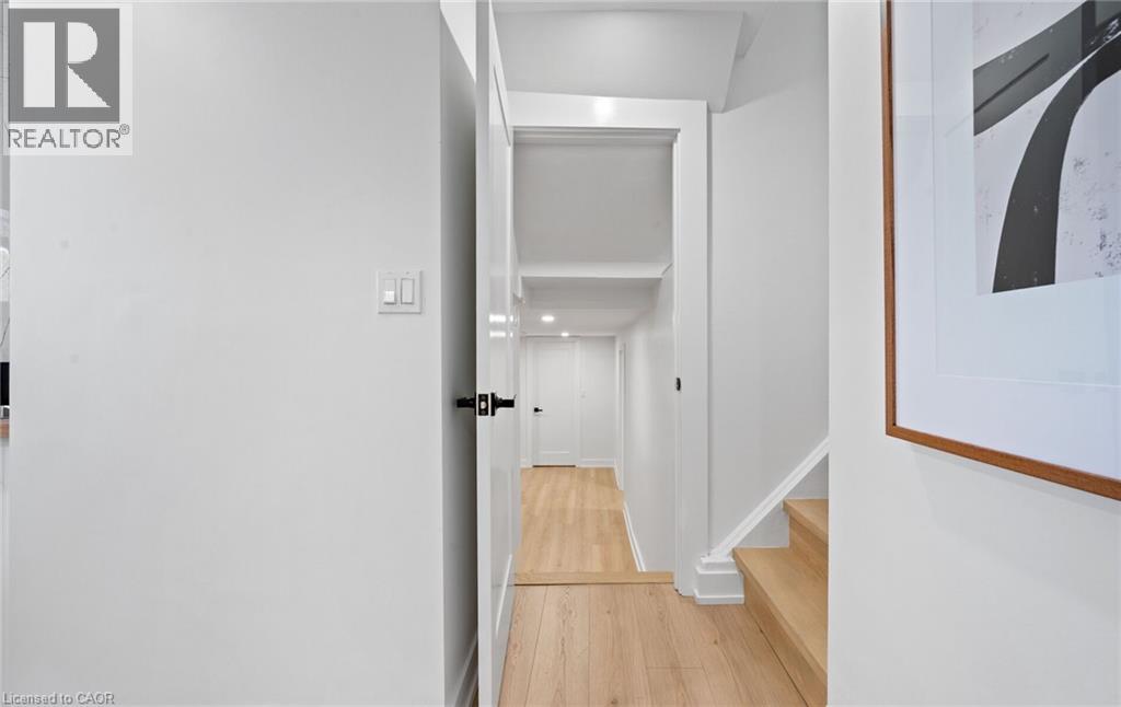 105 Lilacside Drive, Hamilton, Ontario  L8V 2L8 - Photo 45 - 40788383