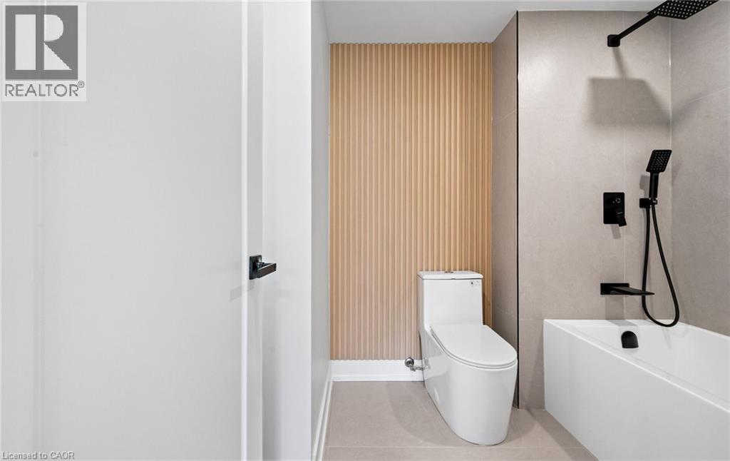 105 Lilacside Drive, Hamilton, Ontario  L8V 2L8 - Photo 24 - 40788383