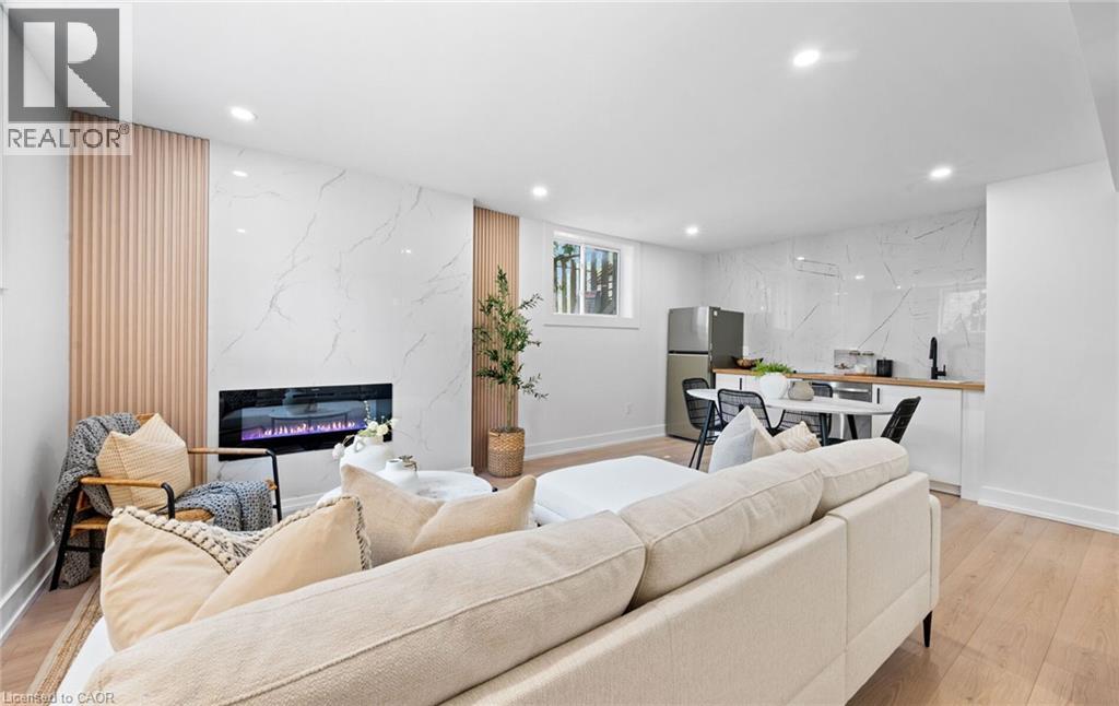 105 Lilacside Drive, Hamilton, Ontario  L8V 2L8 - Photo 35 - 40788383