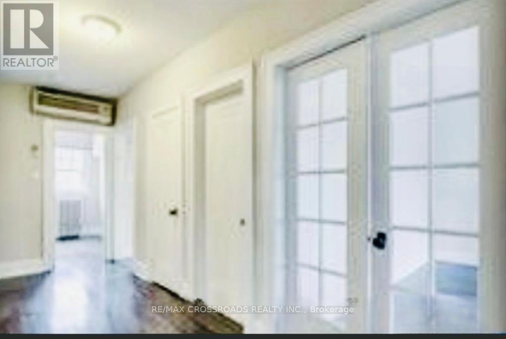 Main - 69 Lawrence Avenue E, Toronto, Ontario  M4N 1S5 - Photo 6 - C12616730