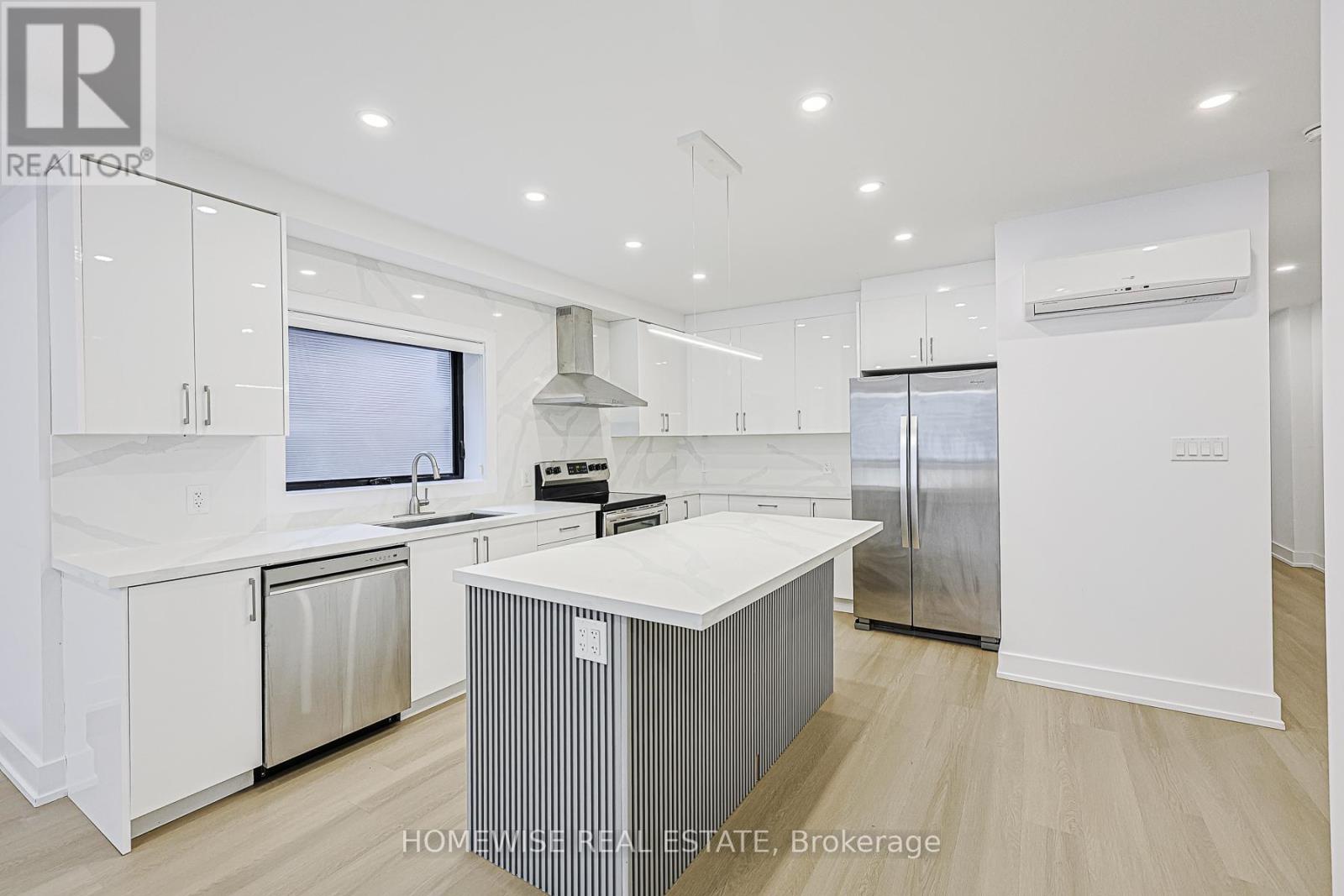 999 Eglington Avenue W, Toronto, Ontario  M6C 2C7 - Photo 15 - C12616746