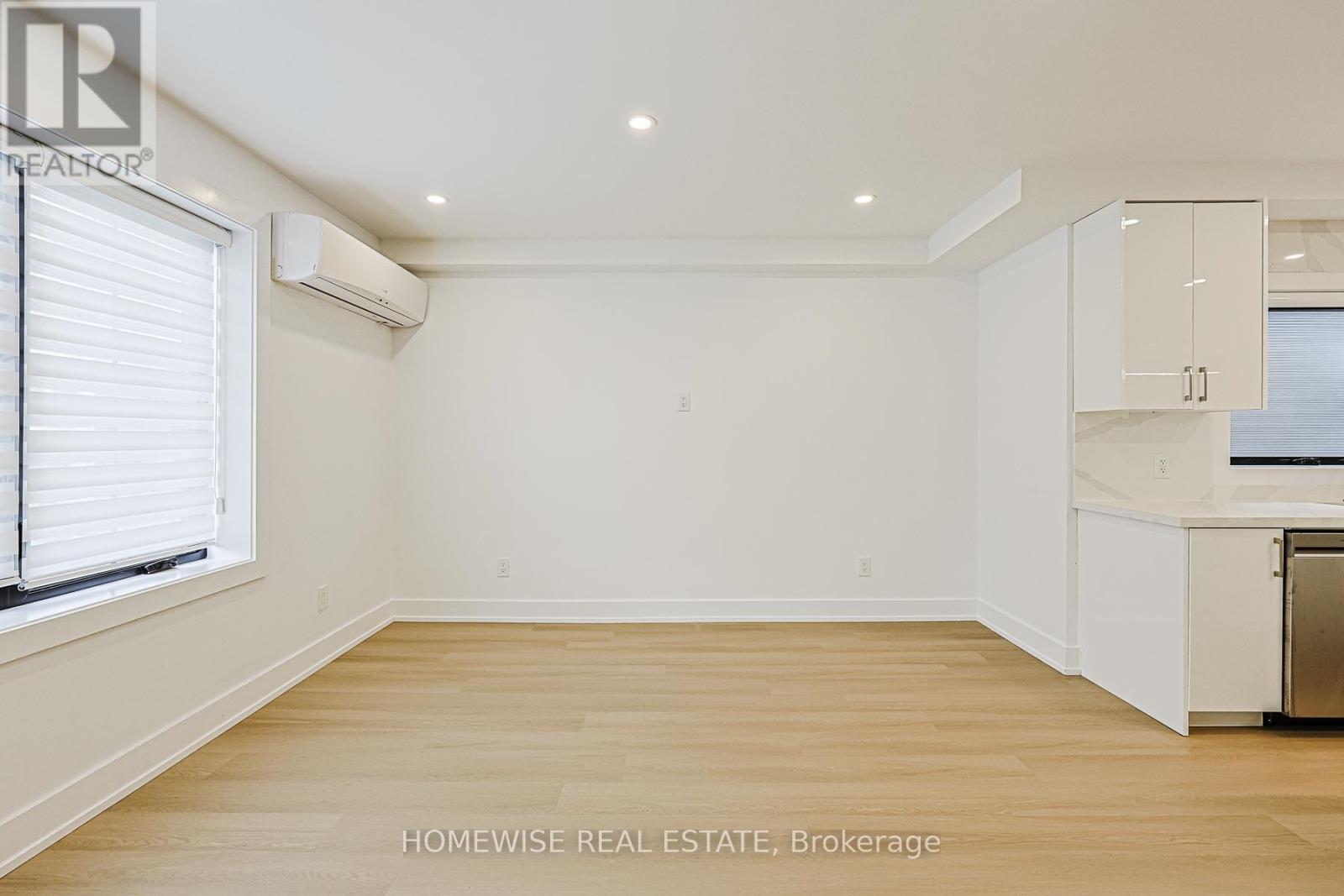 999 Eglington Avenue W, Toronto, Ontario  M6C 2C7 - Photo 23 - C12616746