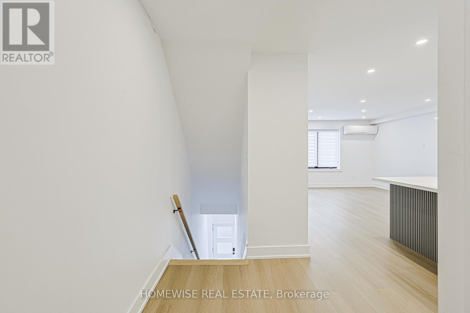 999 Eglington Avenue W, Toronto, Ontario  M6C 2C7 - Photo 31 - C12616746