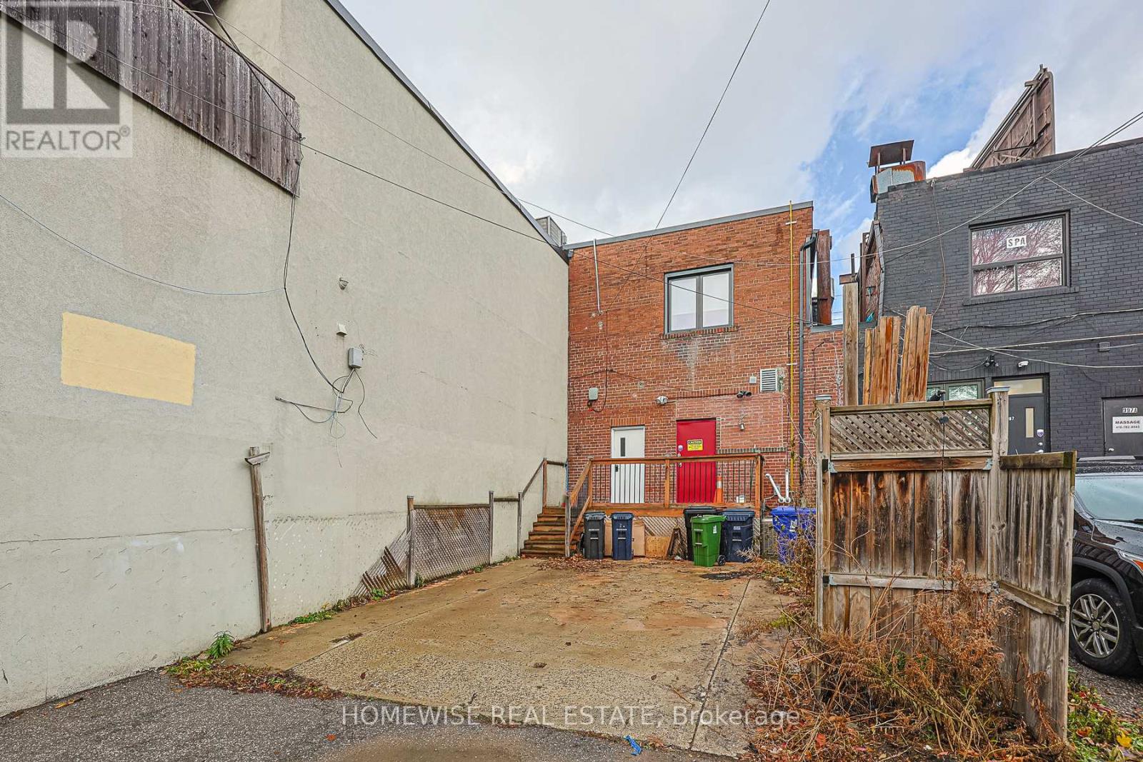 999 Eglington Avenue W, Toronto, Ontario  M6C 2C7 - Photo 7 - C12616746