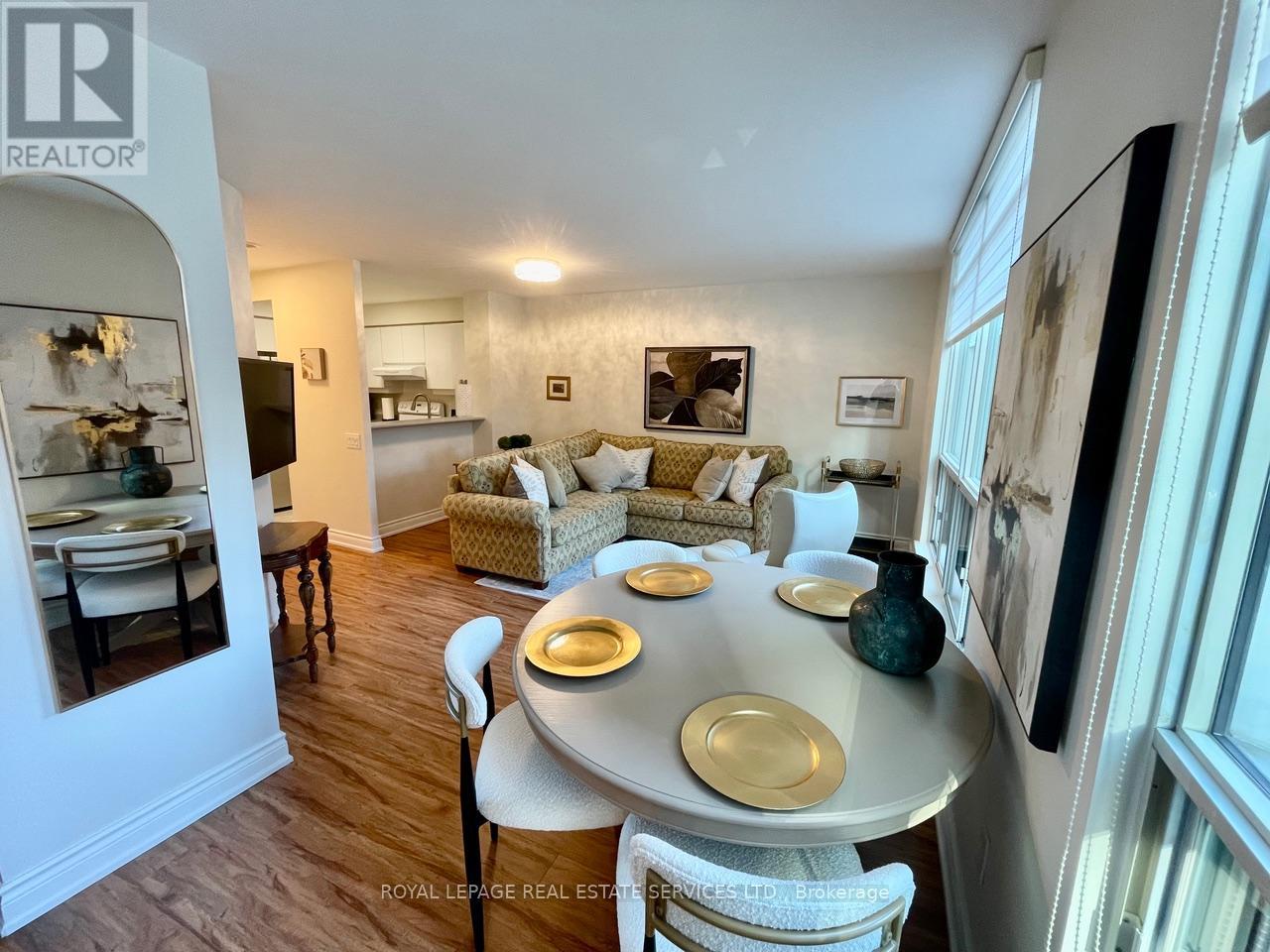 209 - 942 Yonge Street, Toronto, Ontario  M4W 3S8 - Photo 4 - C12616834