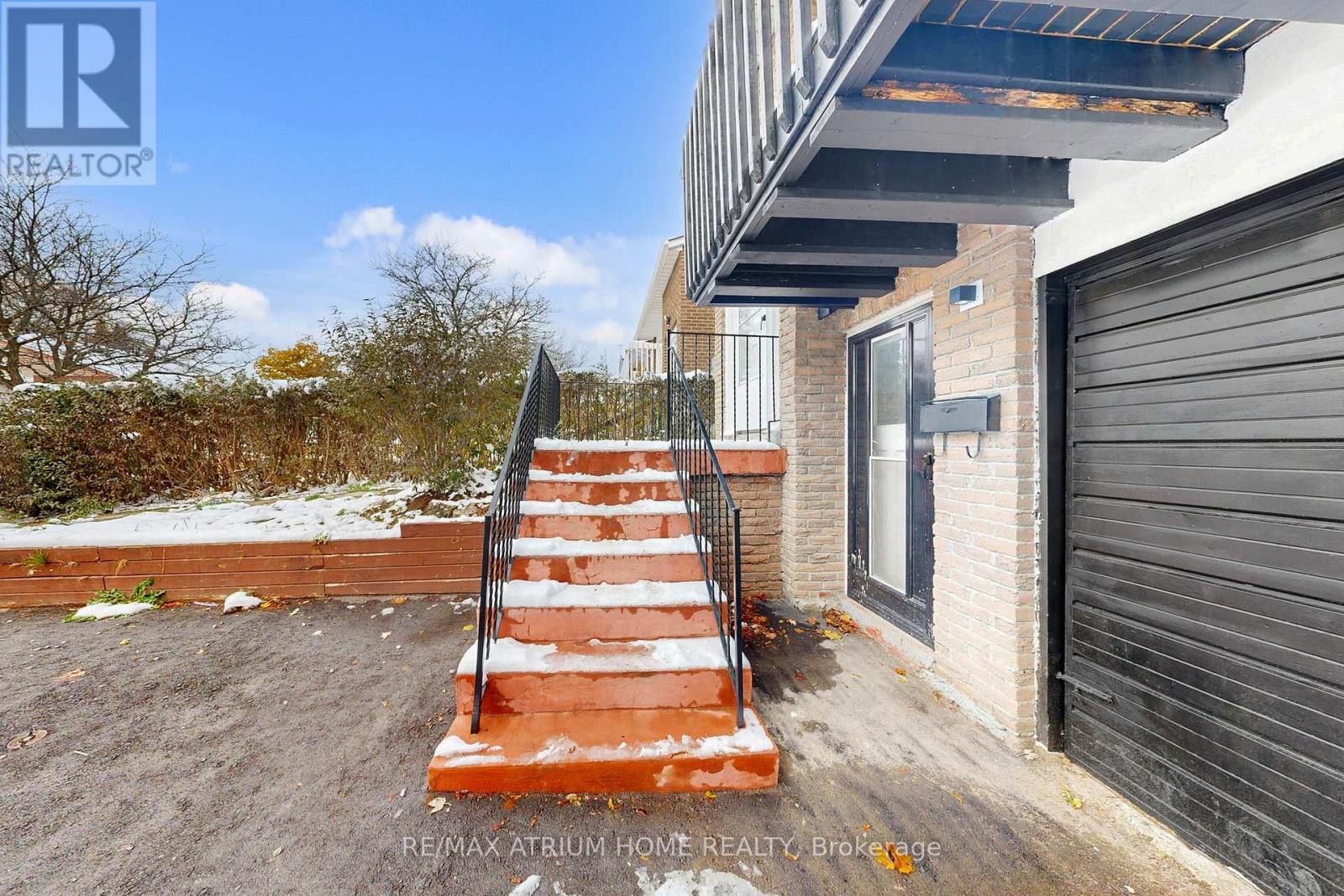 3 Plumbrook Crescent, Toronto, Ontario  M1S 3Z9 - Photo 4 - E12616728