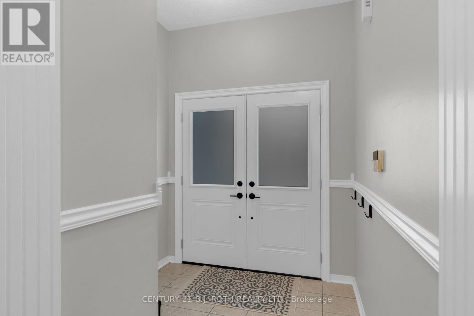 1987 Treetop Way, Pickering, Ontario  L1V 7C8 - Photo 3 - E12616774