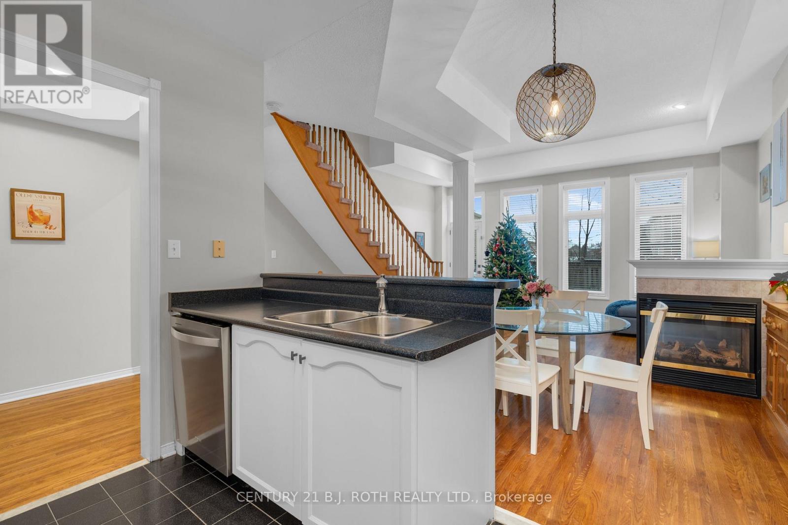 1987 Treetop Way, Pickering, Ontario  L1V 7C8 - Photo 9 - E12616774