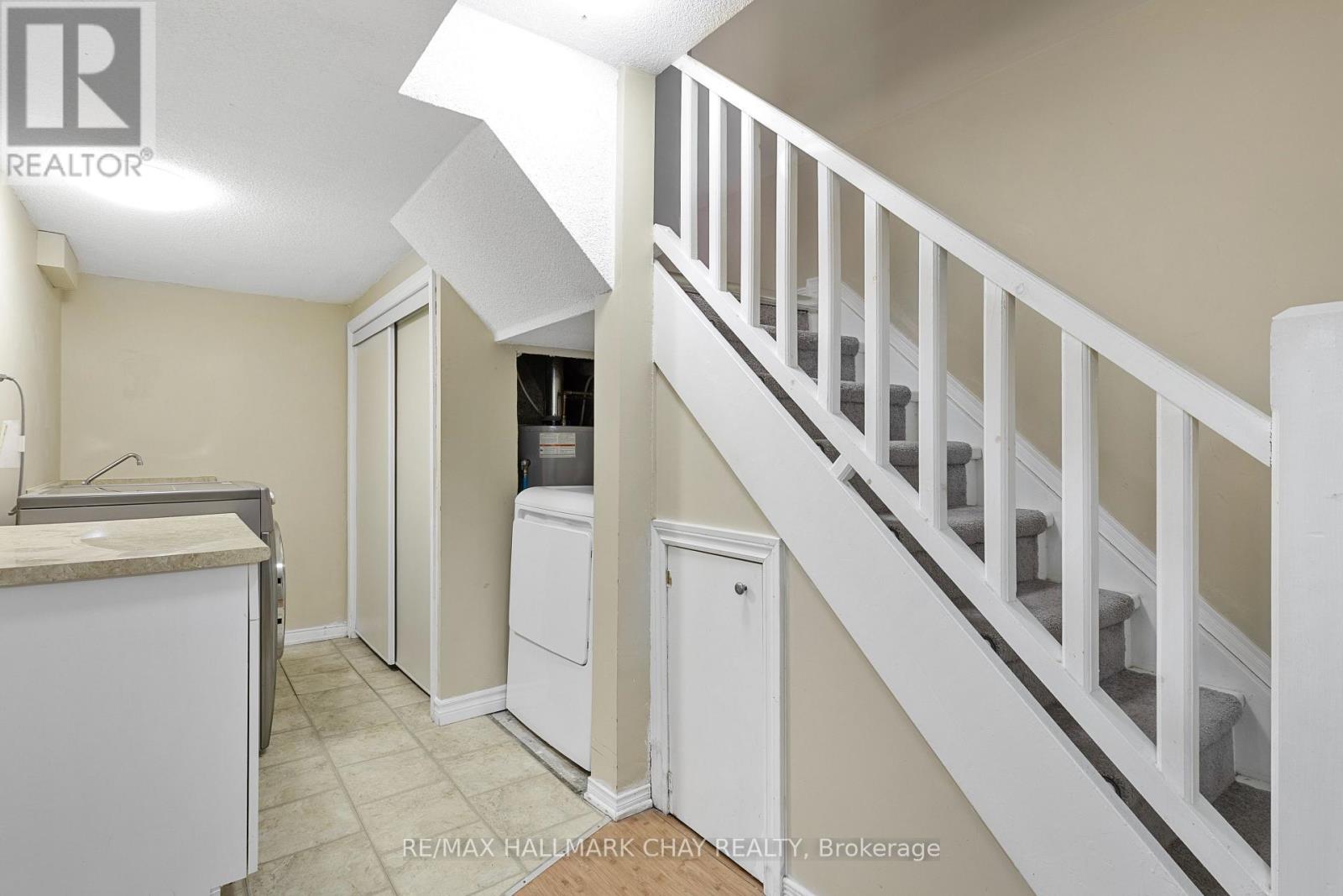 492 Britannia Avenue, Bradford West Gwillimbury, Ontario L3Z 1A7 - Photo 19 - N12616744