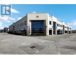 16 - 125 DON HILLOCK DRIVE, Aurora, Ontario