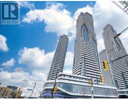 1615 - 8 INTERCHANGE WAY, Vaughan, Ontario