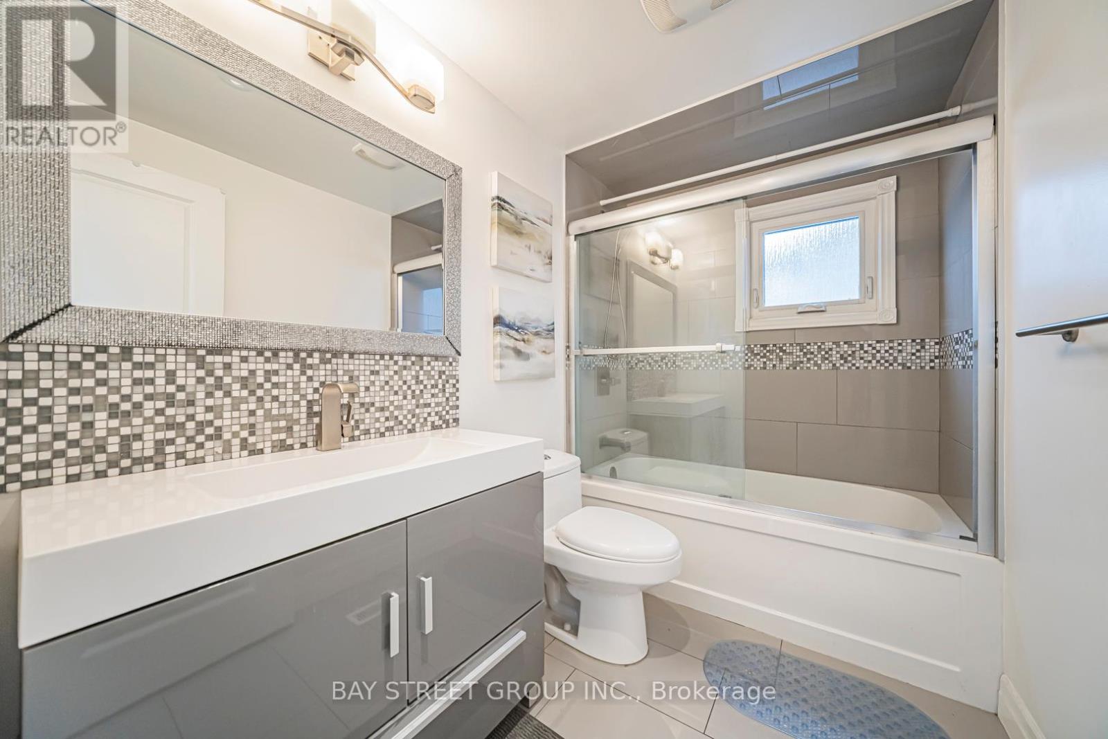 3311 Kings Masting Crescent, Mississauga, Ontario  L5L 1G5 - Photo 29 - W12615042