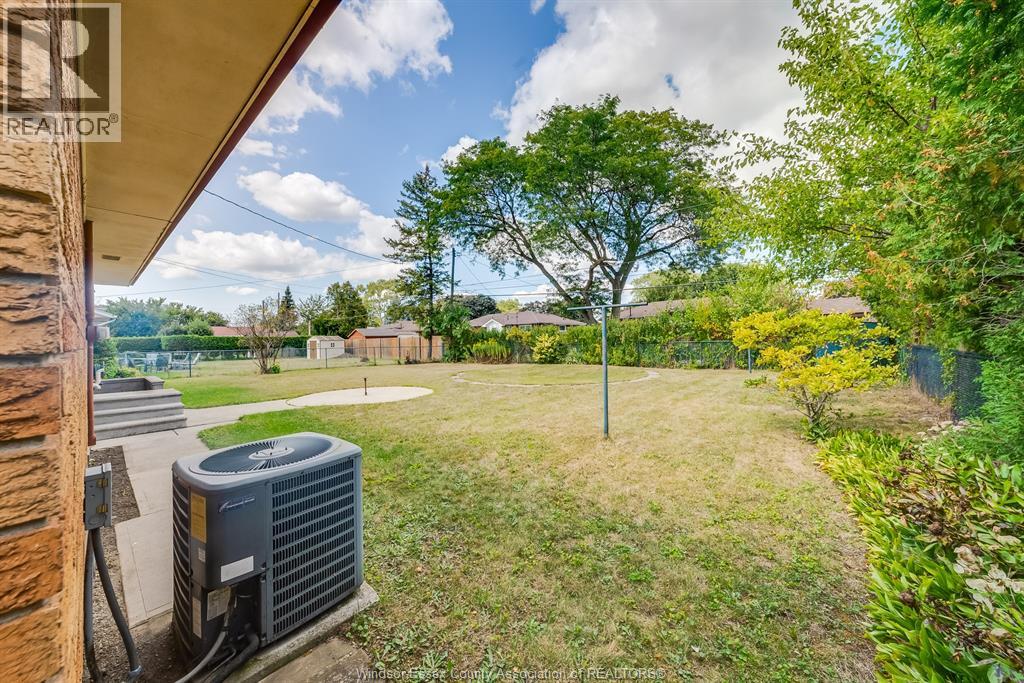 744 Lynn, Windsor, Ontario N9G 1G7 - Photo 39 - 25025193