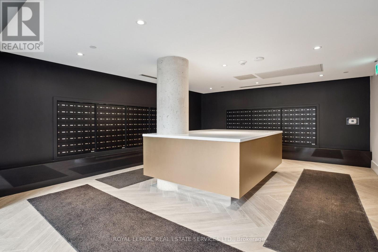 720 - 2450 Old Bronte Road, Oakville, Ontario  L6M 5P6 - Photo 5 - W12616724