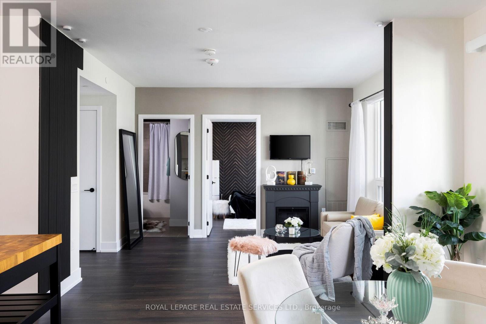 720 - 2450 Old Bronte Road, Oakville, Ontario  L6M 5P6 - Photo 8 - W12616724