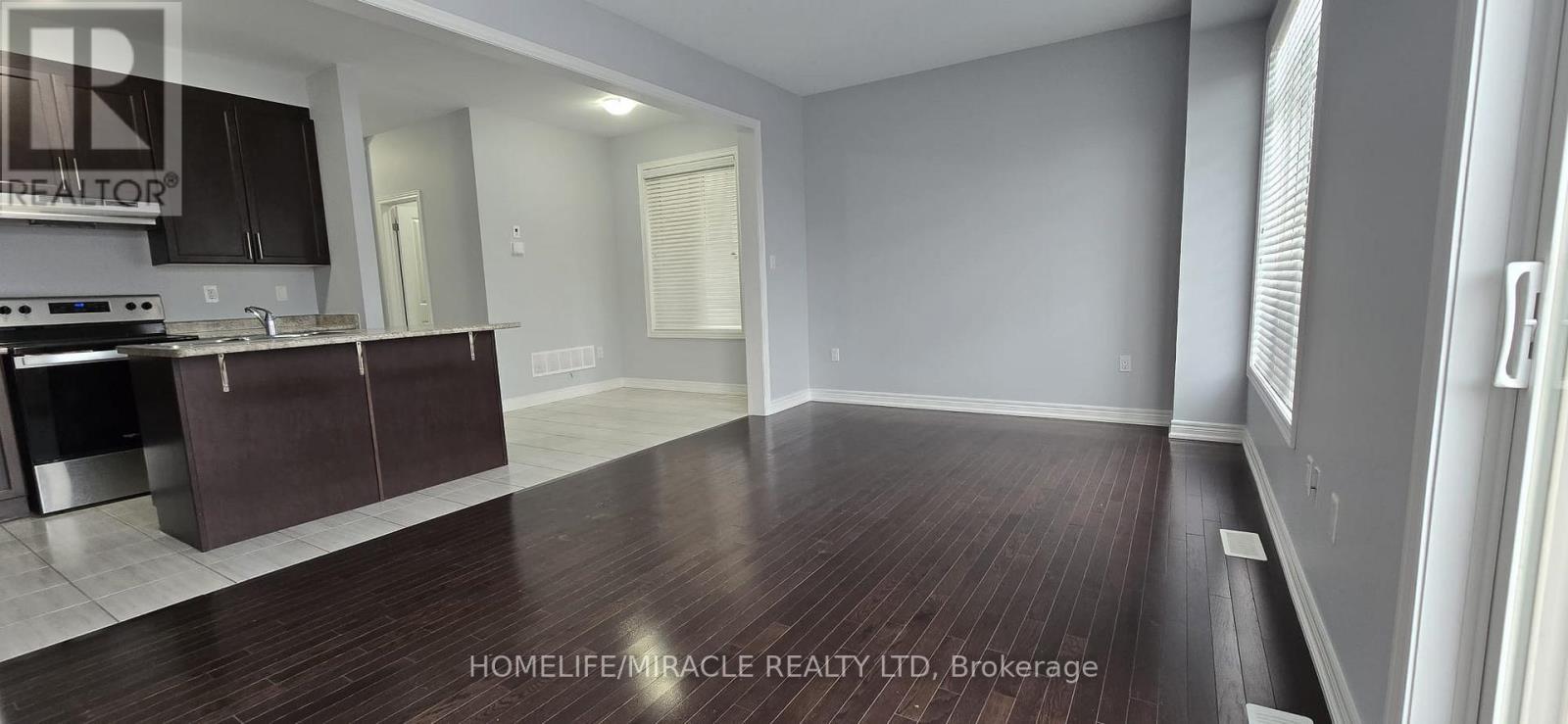 3 Brent Stephens Way, Brampton (Northwest Brampton), Ontario  L7A 5B6 - Photo 3 - W12616734