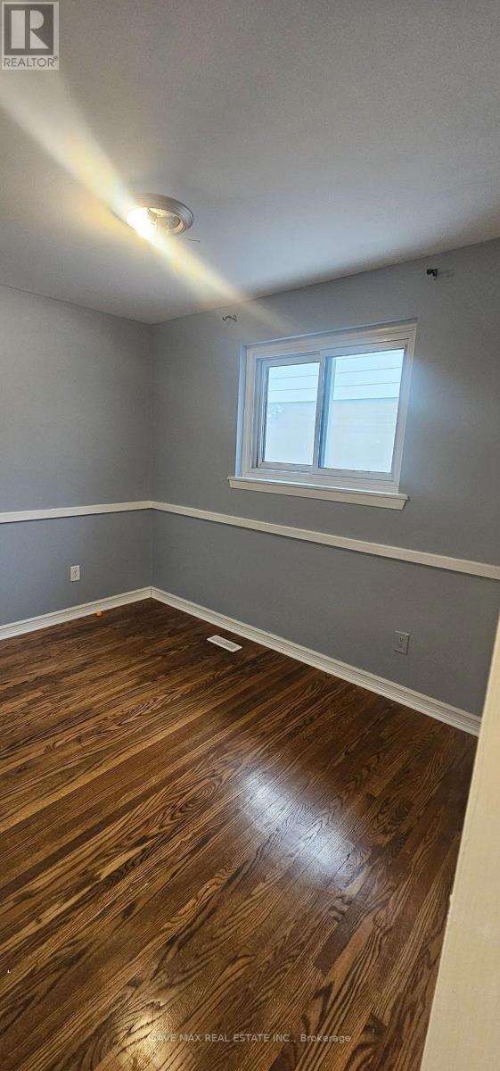 43 Braemar Drive, Brampton, Ontario  L6T 2L5 - Photo 10 - W12616812