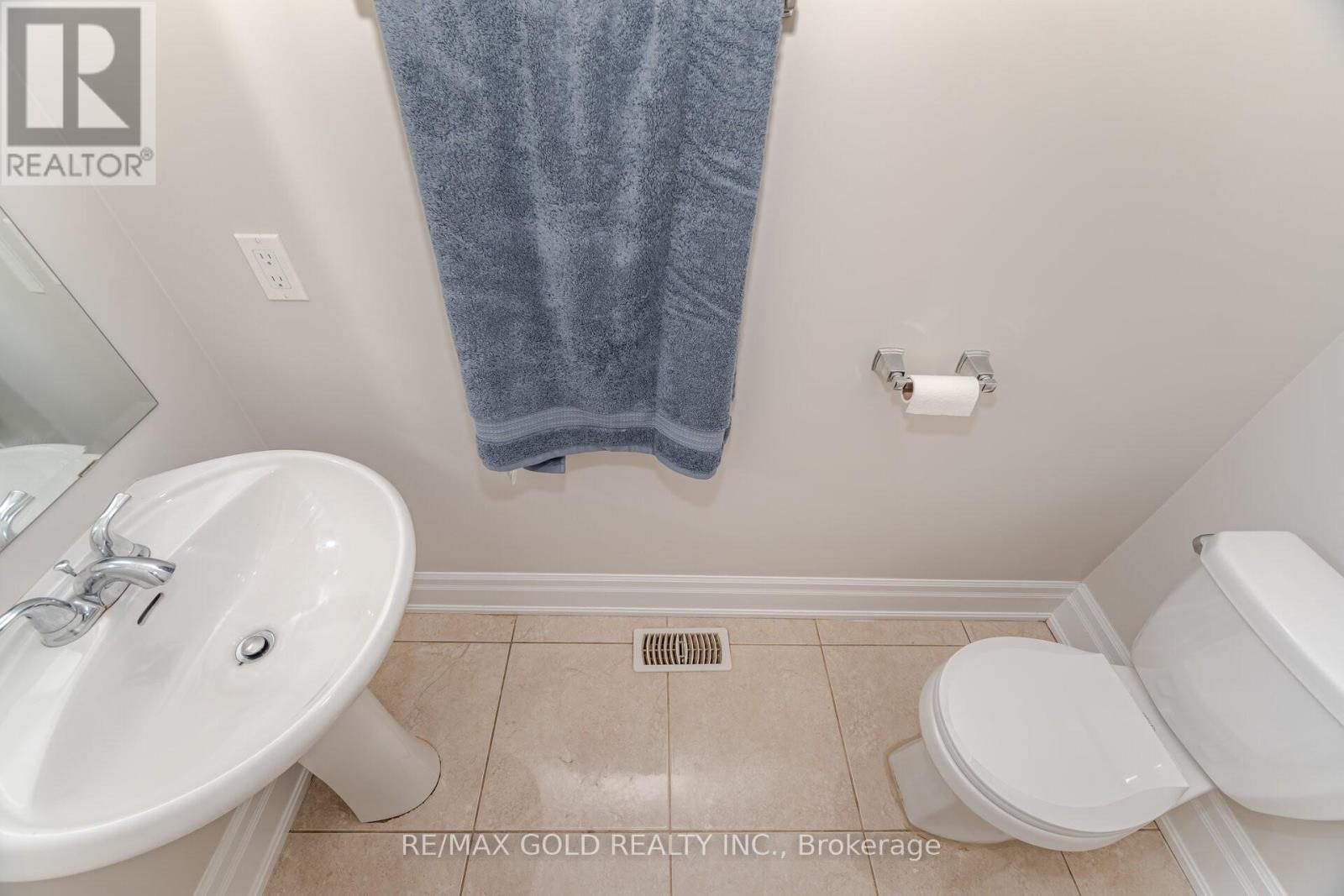 3 Sister Oreilly Road, Brampton, Ontario  L6P 4C6 - Photo 14 - W12616846