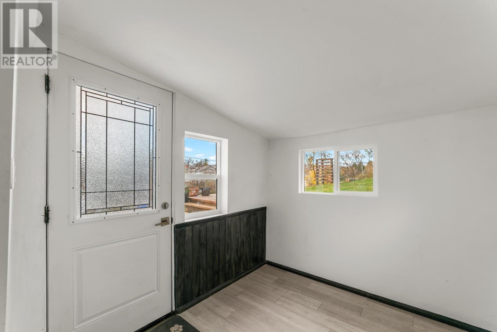 875 & 869 Fourth Avenue South, Kenora, Ontario P9N 1Z9 - Photo 7 - TB253249