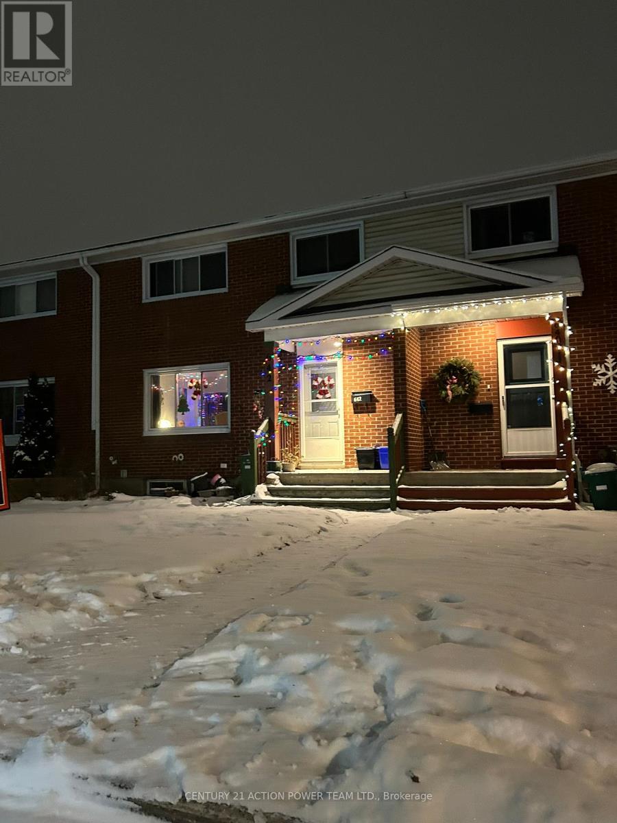 642 BORTHWICK AVENUE, Ottawa, Ontario