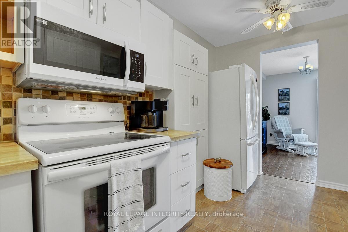 34 Stokes Crescent, Ottawa, Ontario K2L 2Z4 - Photo 12 - X12616924