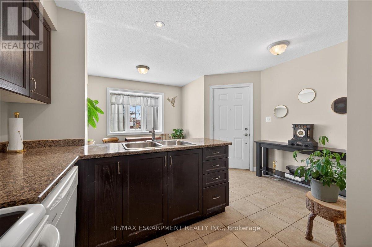 614b Woodlawn Road E, Guelph, Ontario  N1E 0K4 - Photo 19 - X12616726