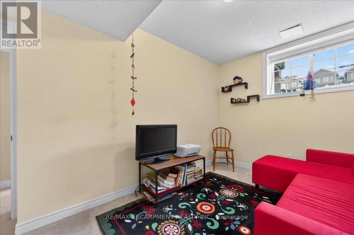 614b Woodlawn Road E, Guelph, Ontario  N1E 0K4 - Photo 32 - X12616726