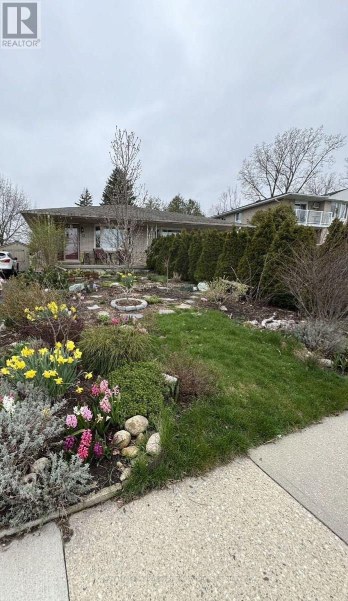 12 Carnaby Crescent, Kitchener, Ontario  N2A 1M7 - Photo 20 - X12616758