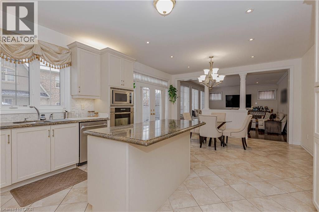 132 Bloomsbury Avenue, Brampton, Ontario  L6P 2X2 - Photo 12 - 40793417