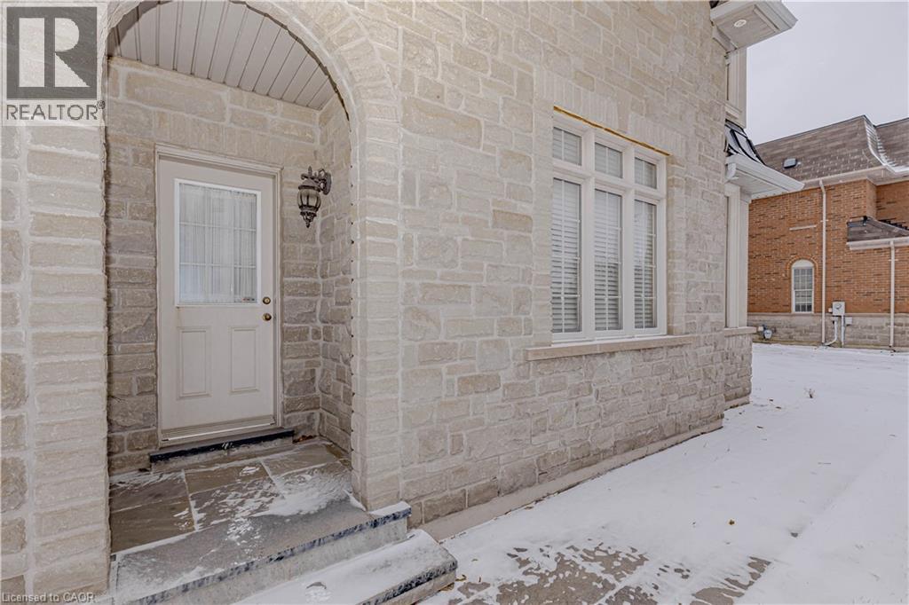 132 Bloomsbury Avenue, Brampton, Ontario  L6P 2X2 - Photo 35 - 40793417