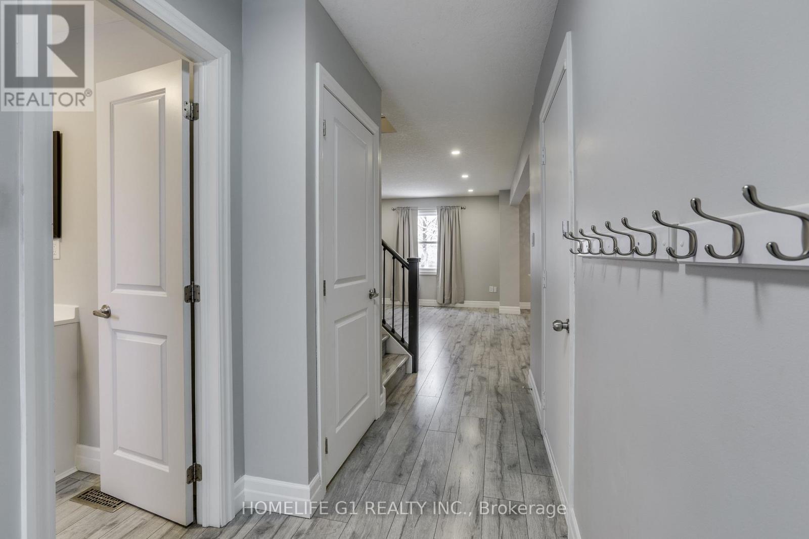 252 Martinet Avenue, London East, Ontario  N5V 4B2 - Photo 4 - X12602016