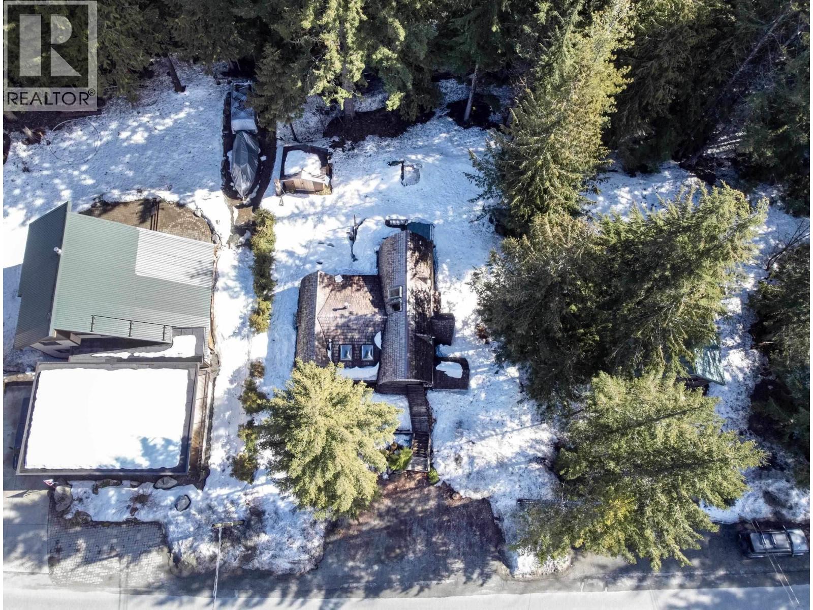 8160 Alpine Way, Whistler, British Columbia  V8E 0G2 - Photo 21 - R3073314