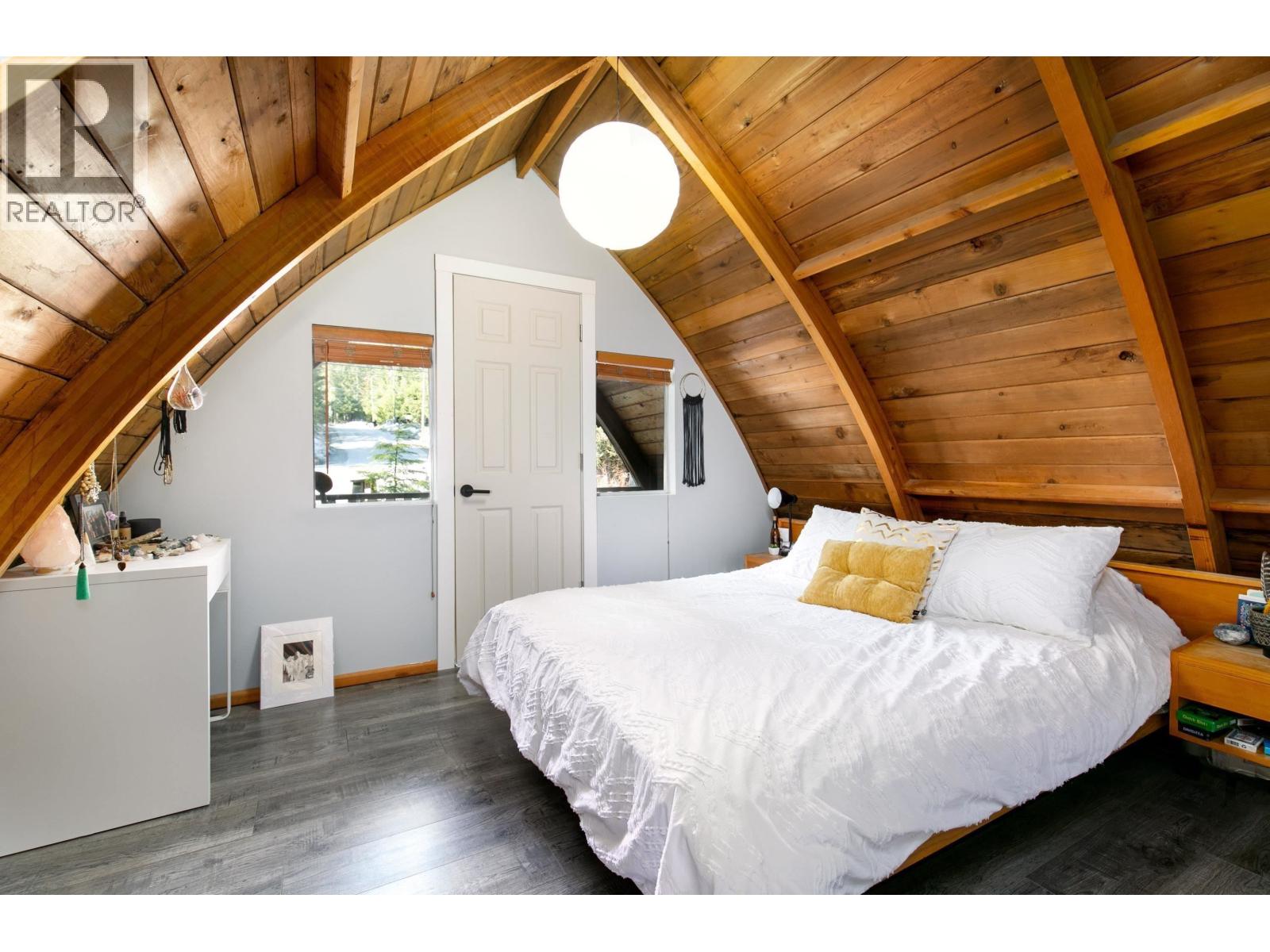 8160 Alpine Way, Whistler, British Columbia  V8E 0G2 - Photo 7 - R3073314