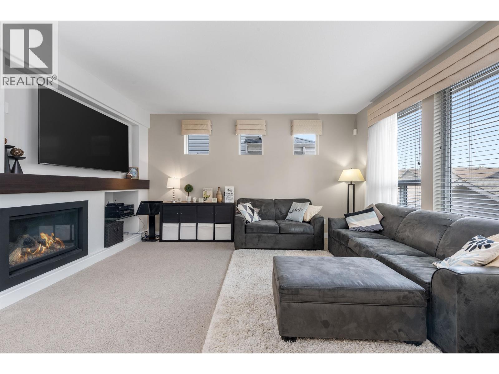 3382 Darwin Avenue, Coquitlam, British Columbia  V3B 0C9 - Photo 3 - R3073318