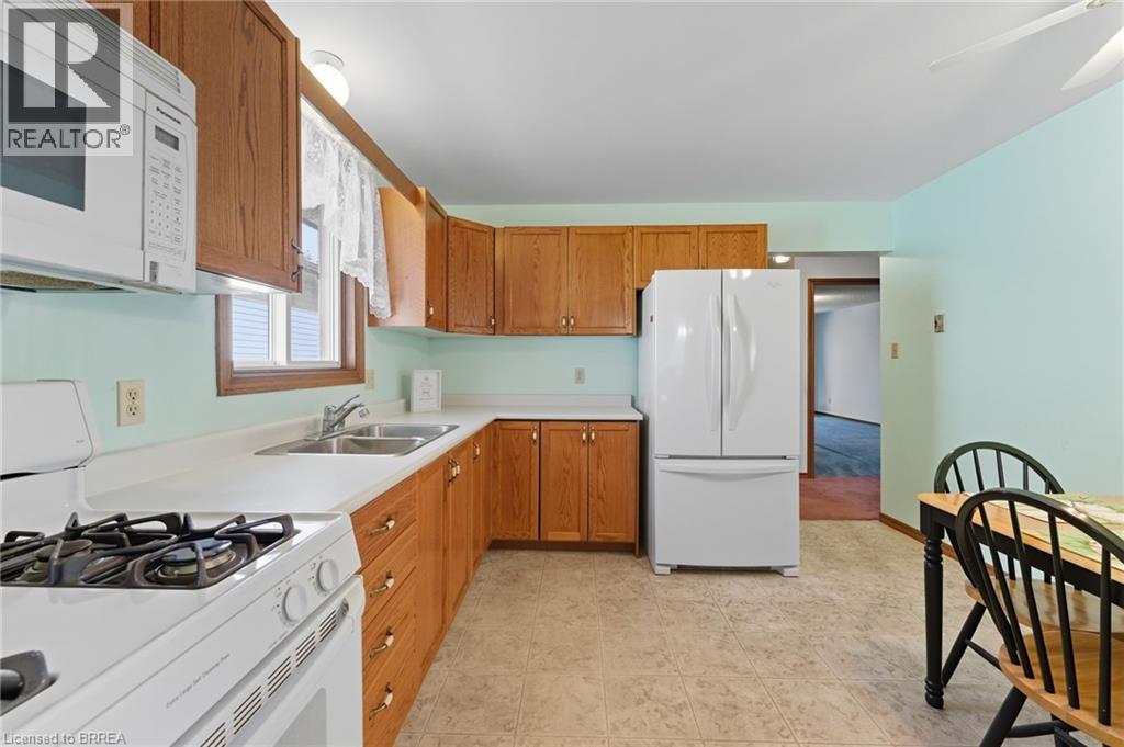 18 Scott Street, St. George, Ontario  N0E 1N0 - Photo 9 - 40771506