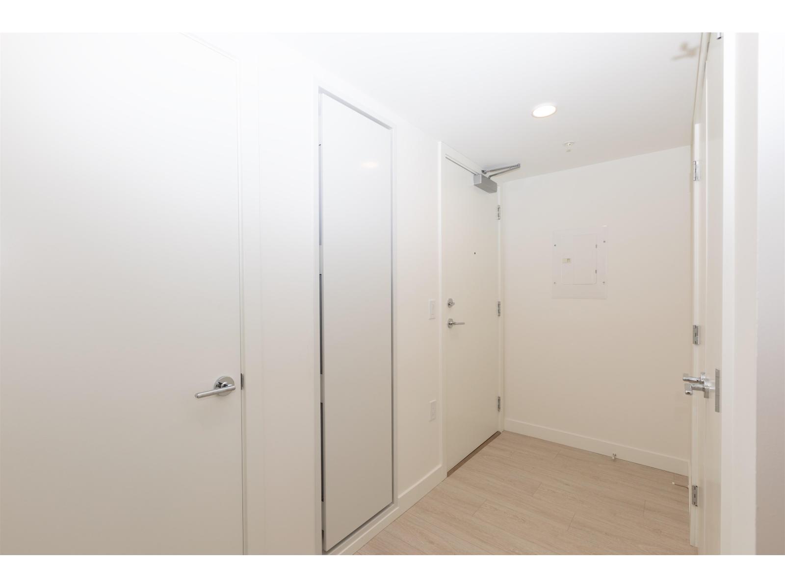 2206 13675 107a Avenue, Surrey, British Columbia  V3T 0X2 - Photo 10 - R3073315