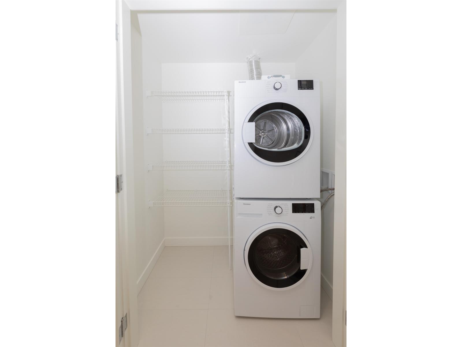 2206 13675 107a Avenue, Surrey, British Columbia  V3T 0X2 - Photo 9 - R3073315