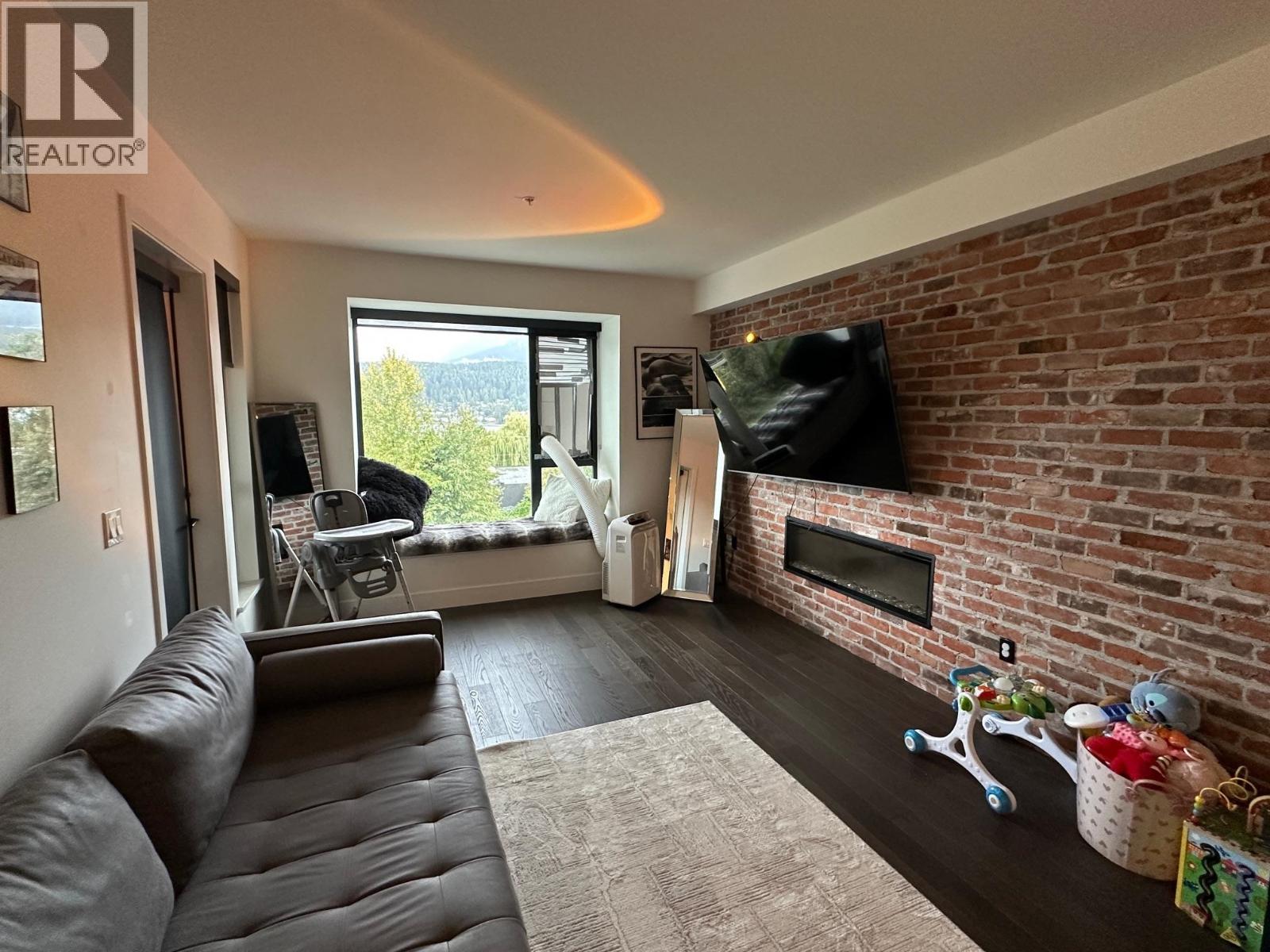 406 83 Moody Street, Port Moody, British Columbia  V3H 0K7 - Photo 2 - R3052905