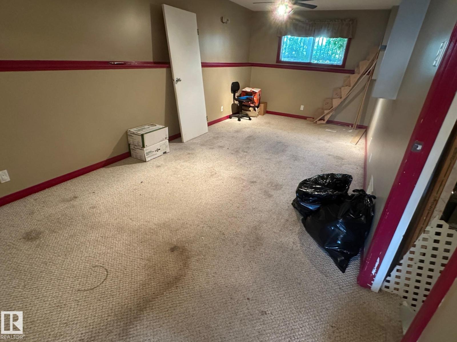 1023 35 St Nw, Edmonton, Alberta  T6L 2L3 - Photo 7 - E4467874