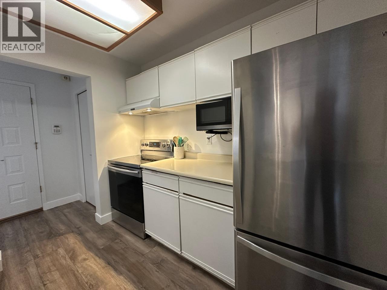 103 3 K De K Court, New Westminster, British Columbia  V3M 6B6 - Photo 11 - R3052911