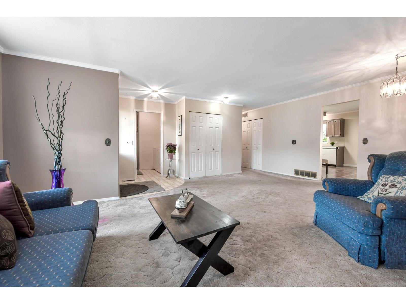 6043 174 Street, Surrey, British Columbia  V3S 2V5 - Photo 7 - R3073265