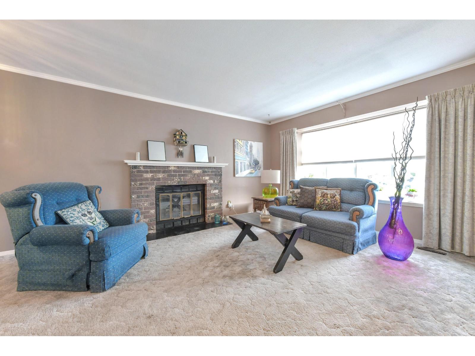 6043 174 Street, Surrey, British Columbia  V3S 2V5 - Photo 5 - R3073265