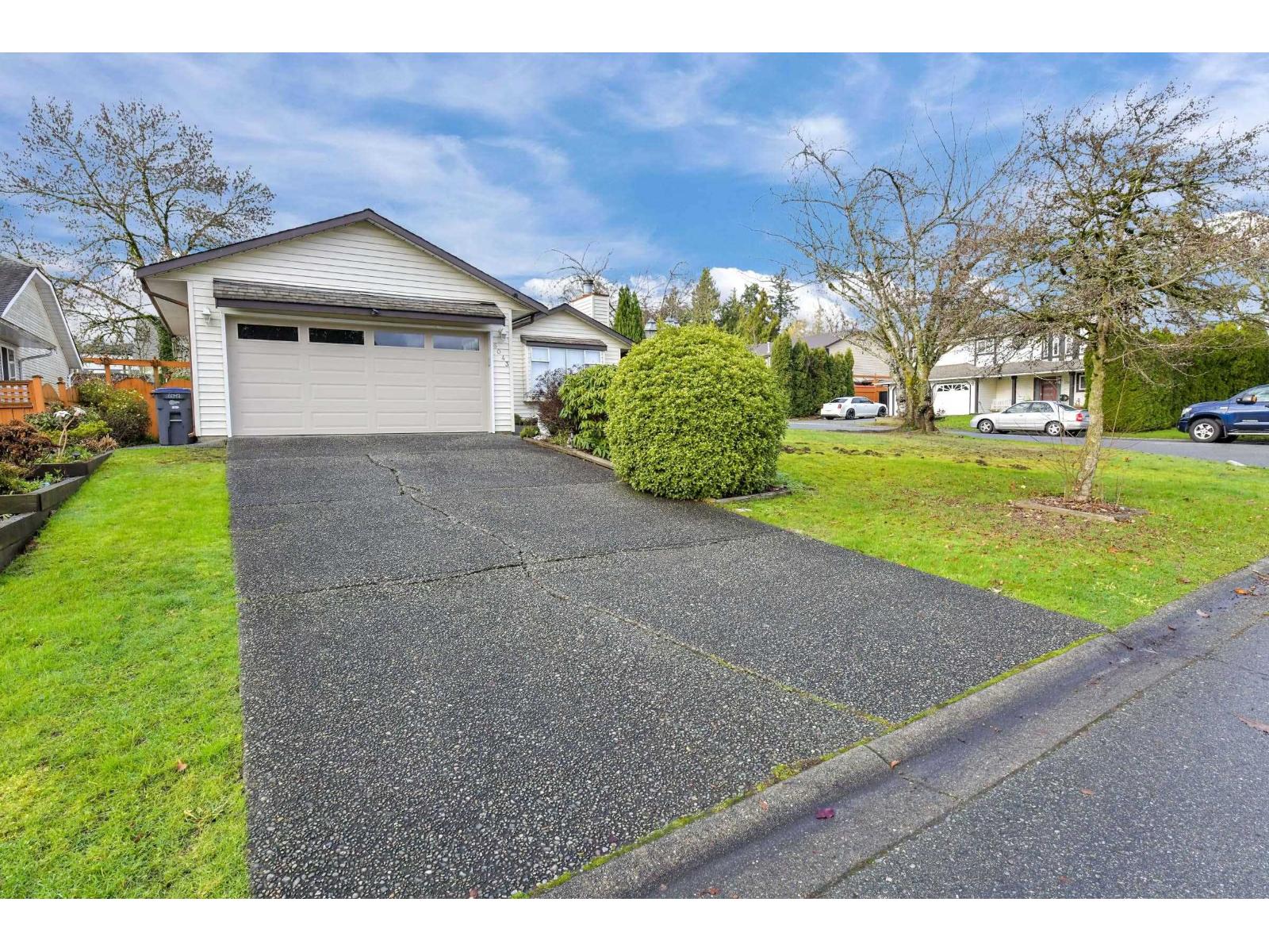 6043 174 STREET, Surrey, British Columbia