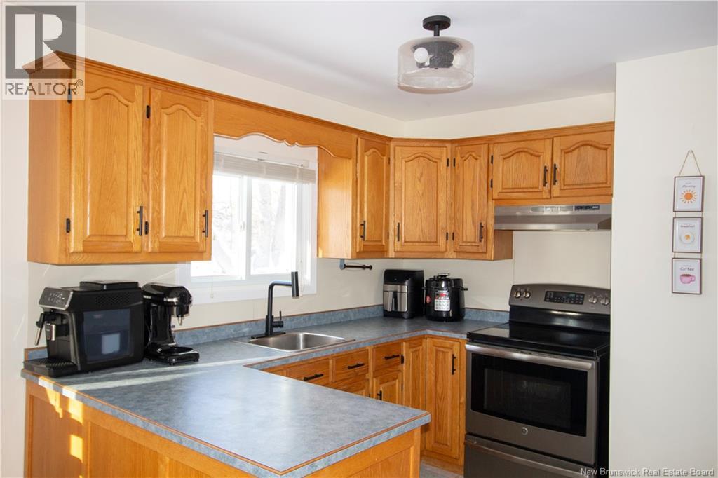 17 Beverly Drive, Saint John, New Brunswick  E2J 3B1 - Photo 8 - NB131123