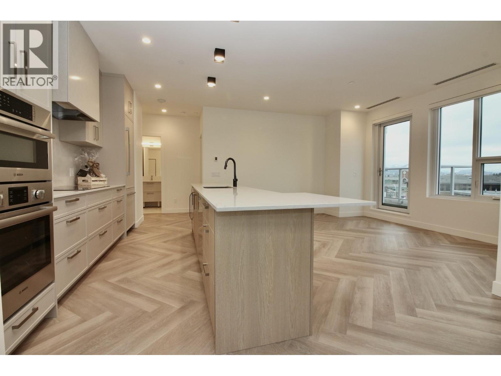 3340 Lakeshore Road Unit# 411, Kelowna, British Columbia  V1W 0H6 - Photo 8 - 10370852