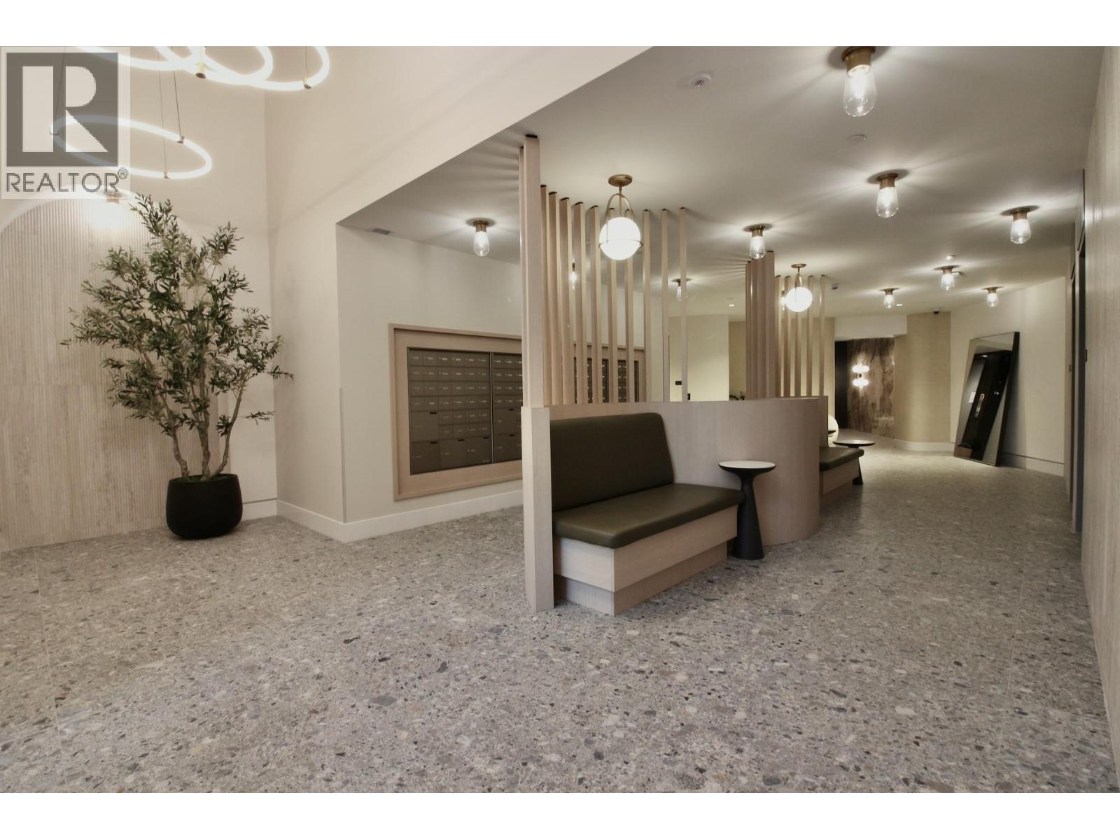 3340 Lakeshore Road Unit# 411, Kelowna, British Columbia  V1W 0H6 - Photo 2 - 10370852