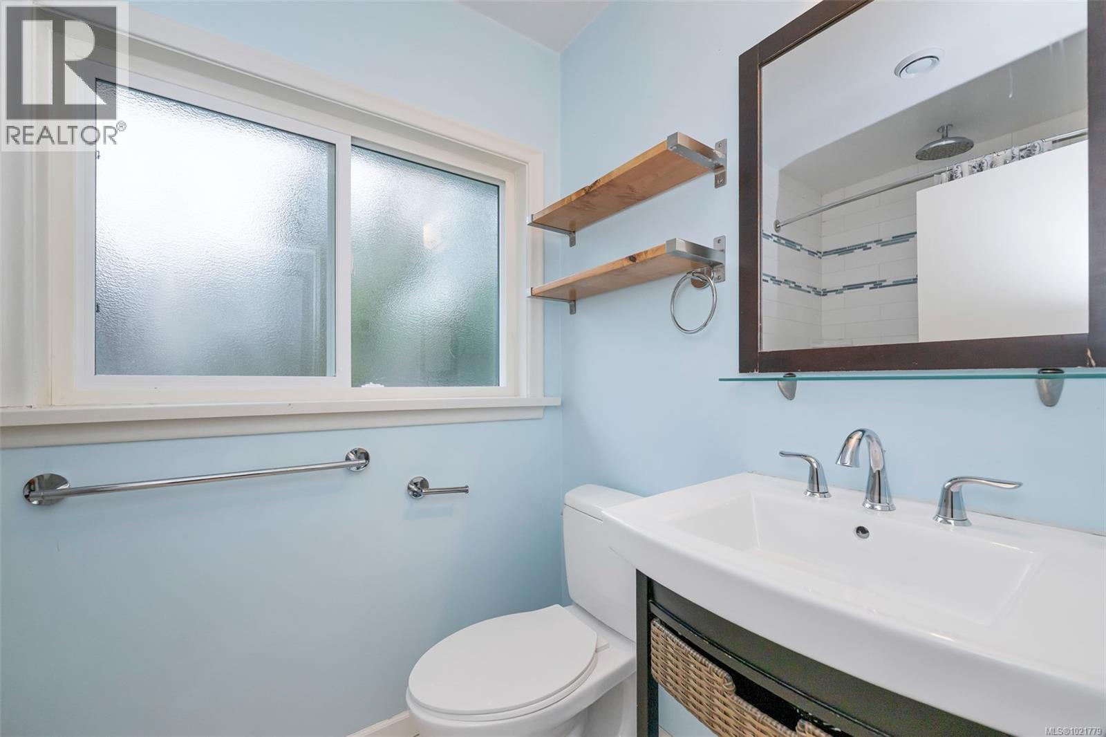 1181 Clovelly Terr, Saanich, British Columbia V8P 1V7 - Photo 33 - 1021779