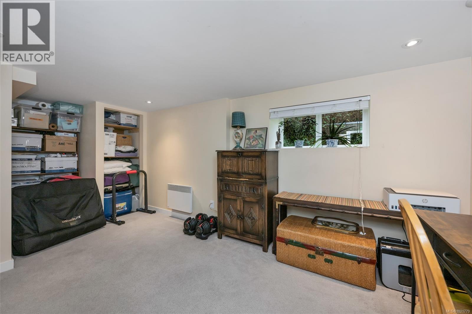 1181 Clovelly Terr, Saanich, British Columbia V8P 1V7 - Photo 48 - 1021779
