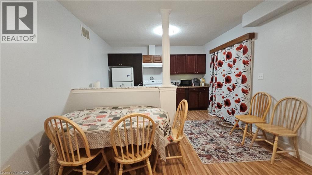 10 Doll Court Unit# Lower, Kitchener, Ontario  N2E 4H1 - Photo 5 - 40793219